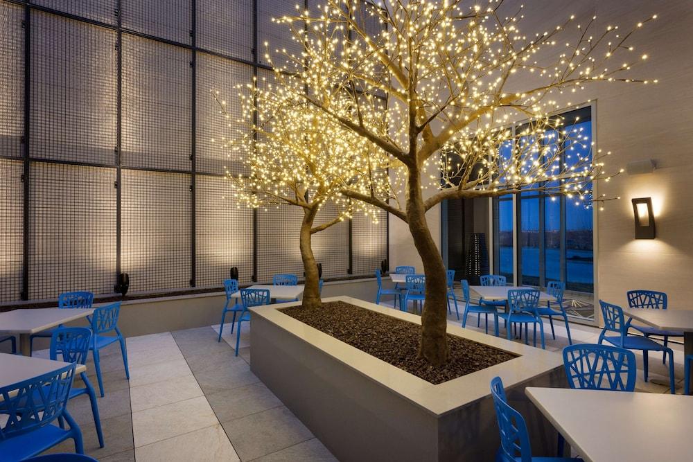Embassy Suites By Hilton Kansas City Olathe Exteriör bild