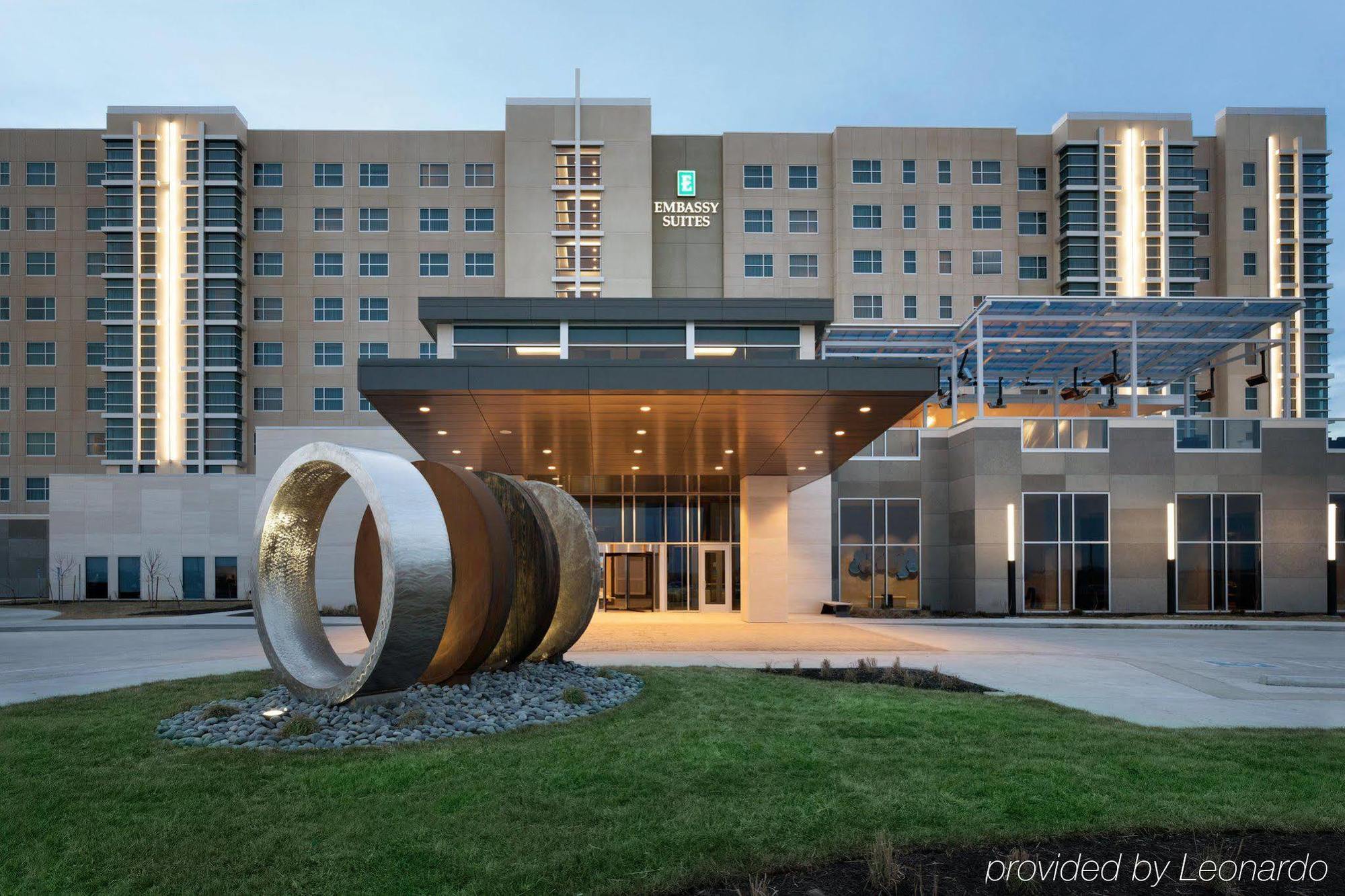 Embassy Suites By Hilton Kansas City Olathe Exteriör bild